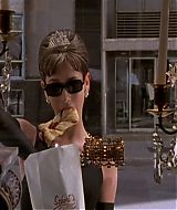 2000-AudreyHepburnStory-0120.jpg