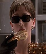 2000-AudreyHepburnStory-0122.jpg