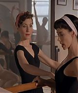 2000-AudreyHepburnStory-0219.jpg