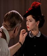 2000-AudreyHepburnStory-0430.jpg