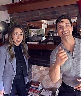 2025-IKWYDLSFeaturette-SetVisit-142.jpg