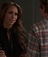2012-TheClientList-S01E07-550.jpg