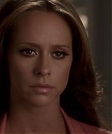 2012-TheClientList-S01E07-600.jpg