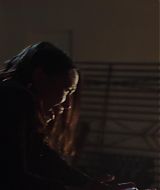 9-1-1-S02E13-221.jpg