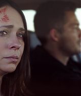 9-1-1-S02E13-300.jpg