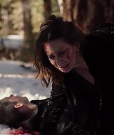9-1-1-S02E13-510.jpg