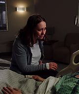 9-1-1-S02E13-578.jpg