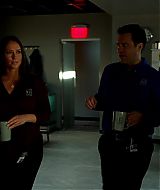 9-1-1-S03E01-137.jpg