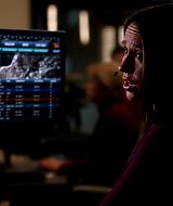 9-1-1-S03E01-175.jpg