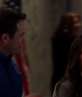 9-1-1-S03E09-030.jpg