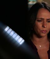 911-S04E01-112.jpg