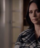 9-11-S05E12-427.jpg