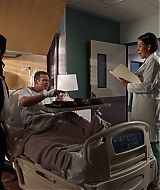 9-1-1-S06E11-156.jpg