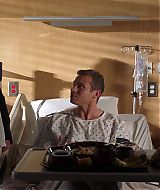 9-1-1-S06E11-160.jpg