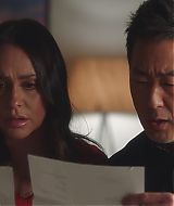 9-1-1-S06E15-075.jpg