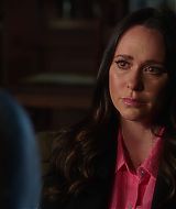 9-1-1-S06E17-194.jpg