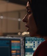 911-S08E01-031.jpg