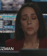 9-1-1-S08E03-039.jpg