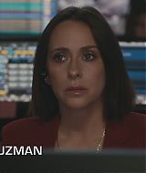 9-1-1-S08E03-040.jpg