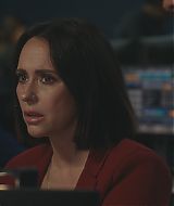 9-1-1-S08E03-056.jpg