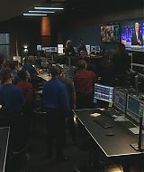 9-1-1-S08E03-073.jpg