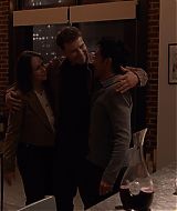 9-1-1-S08E07-062.jpg