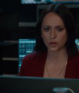 9-1-1-S08E07-070.jpg
