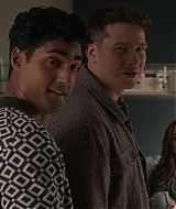 Filename=9-1-1-S08E18-110.jpg
Filesize=175KiB
Dimensions=1920x1080
Date added=May 18, 2025 9-1-1-S08E18-110.jpg